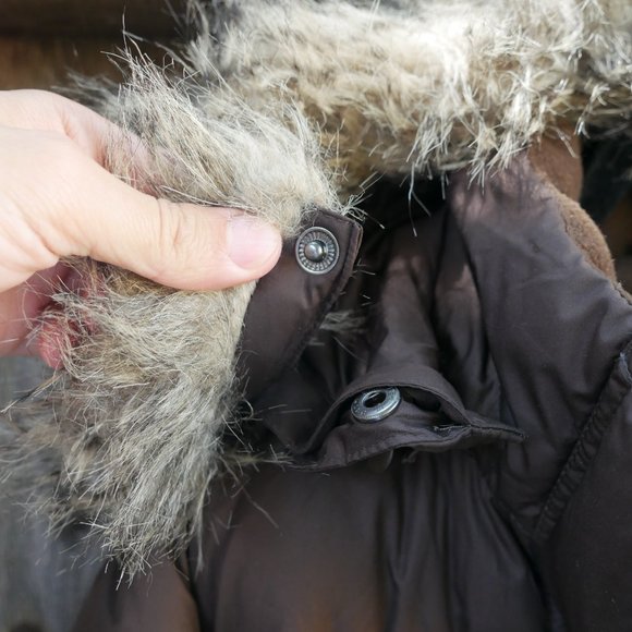 Eddie Bauer Women's Brown Duffle Lodge Coat - Picture 8 of 16